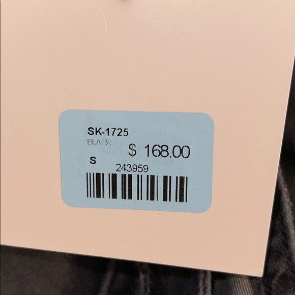 LF Button Down Dress - Picture 4 of 4